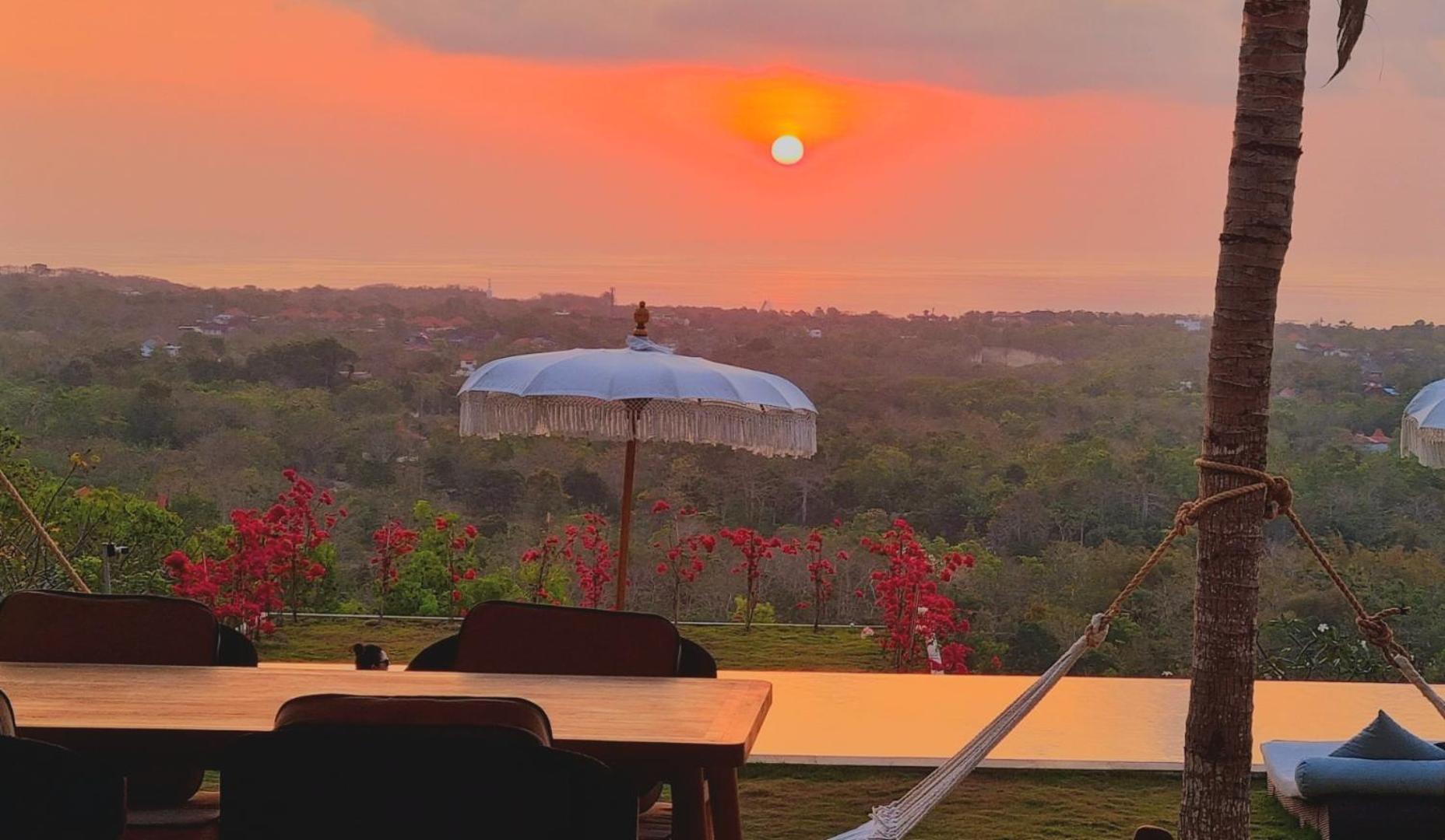 Uluwatu Sunset Hills Lägenhet Exteriör bild