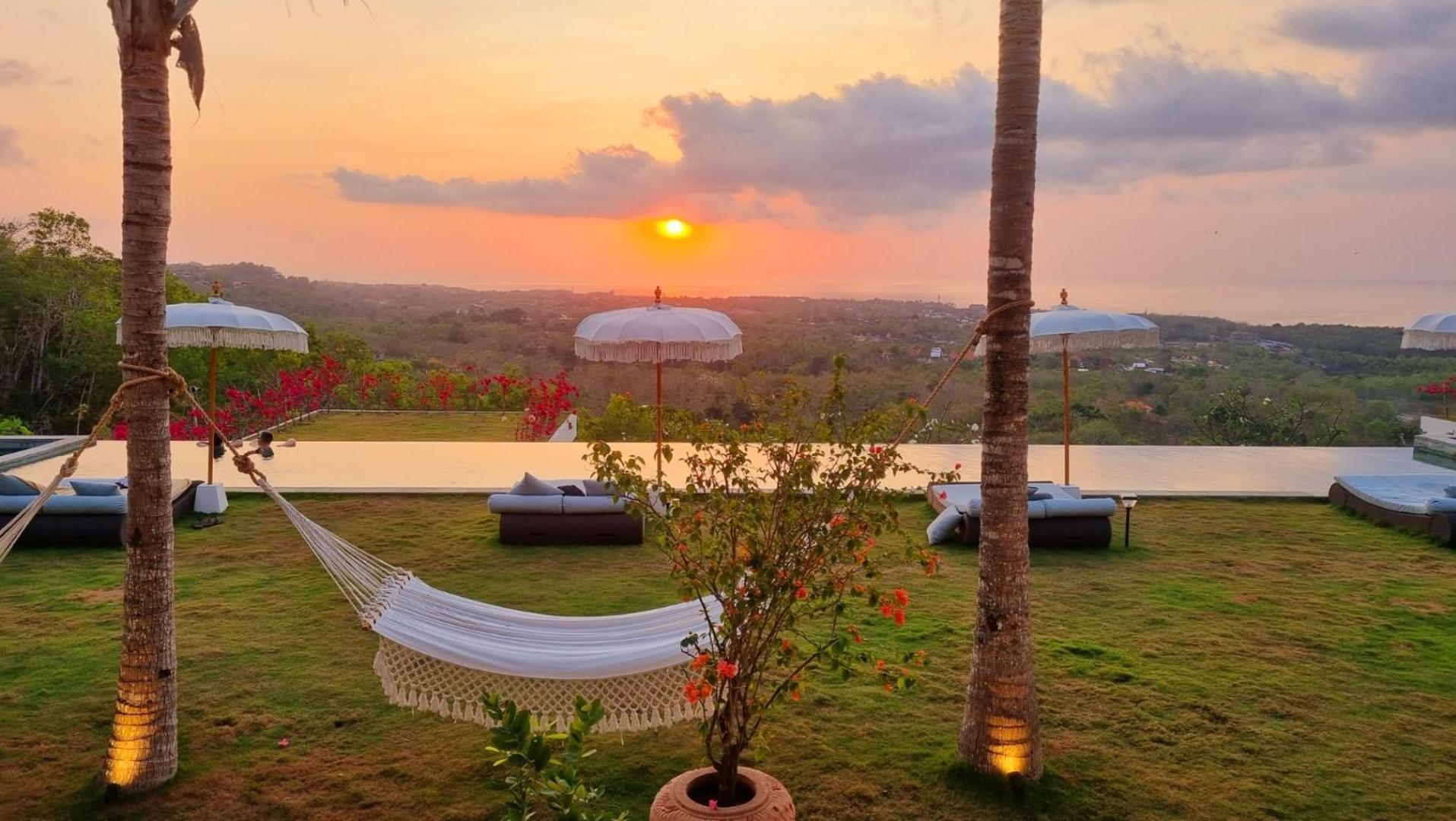 Uluwatu Sunset Hills Lägenhet Exteriör bild