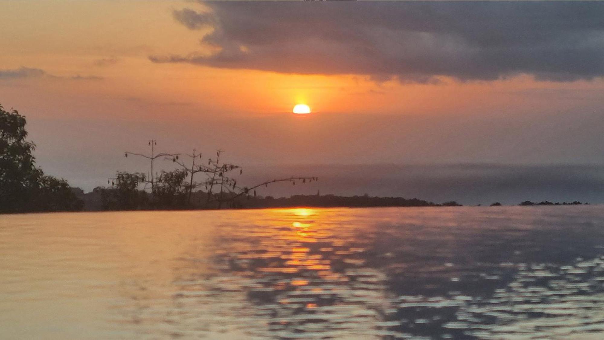 Uluwatu Sunset Hills Lägenhet Exteriör bild