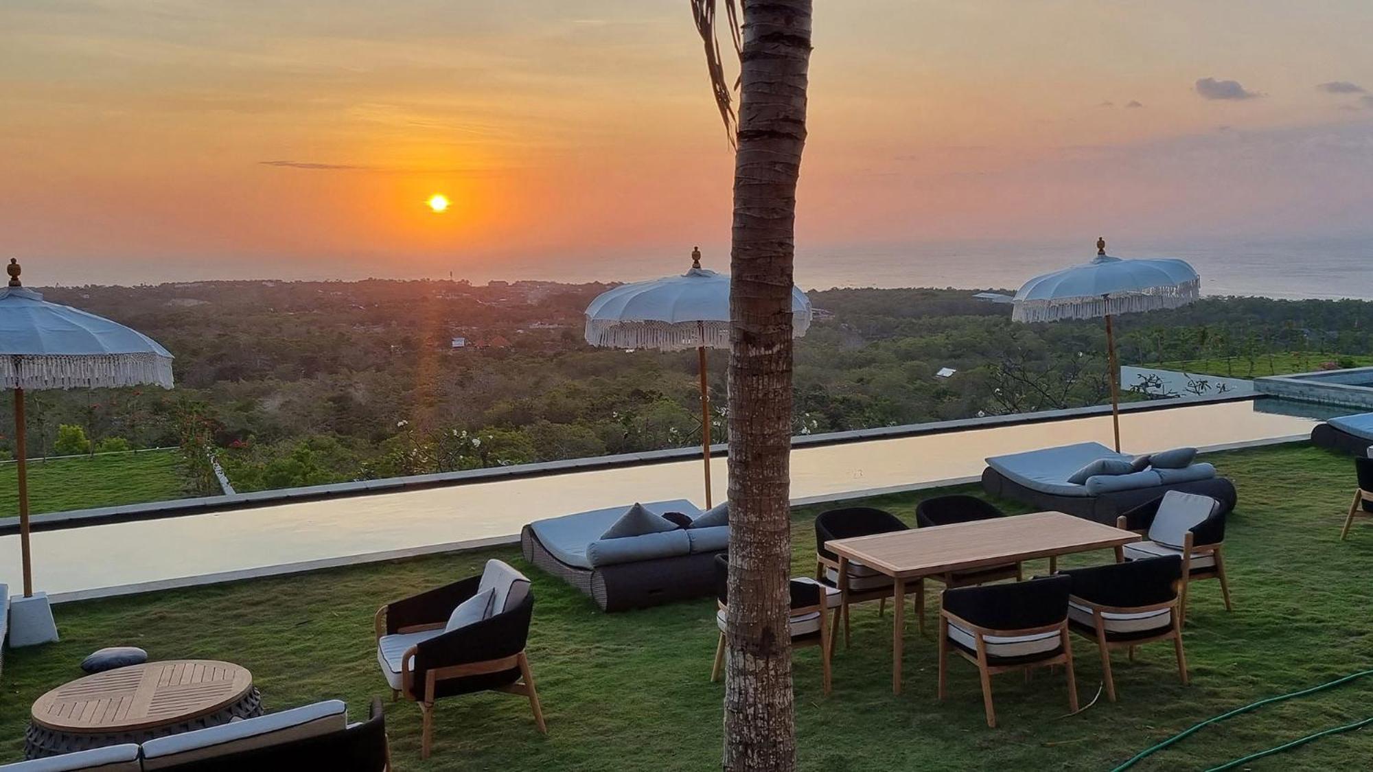 Uluwatu Sunset Hills Lägenhet Exteriör bild