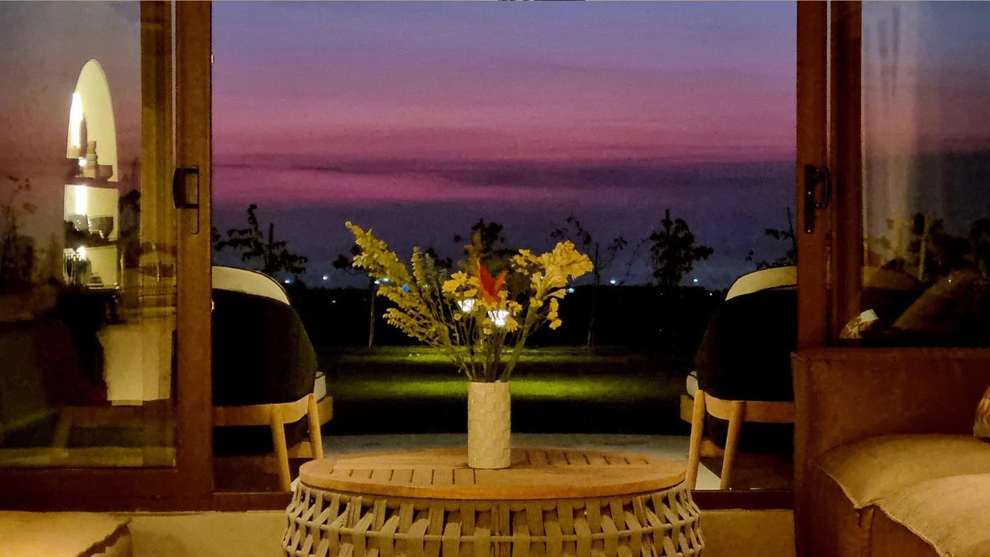 Uluwatu Sunset Hills Lägenhet Exteriör bild